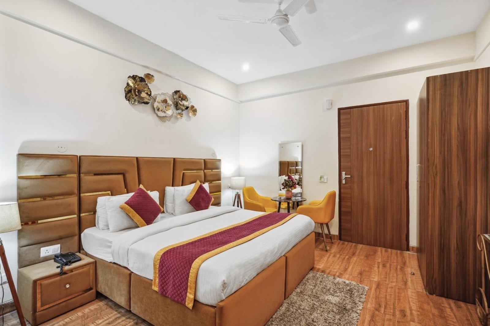 Amahi Inn Γκουργκάον Εξωτερικό φωτογραφία